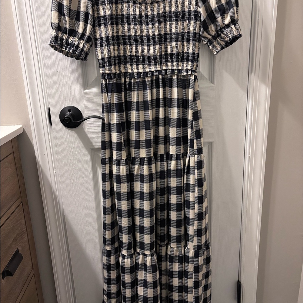 Moon River Black and White Maxi Sundress with Puff Sleeves